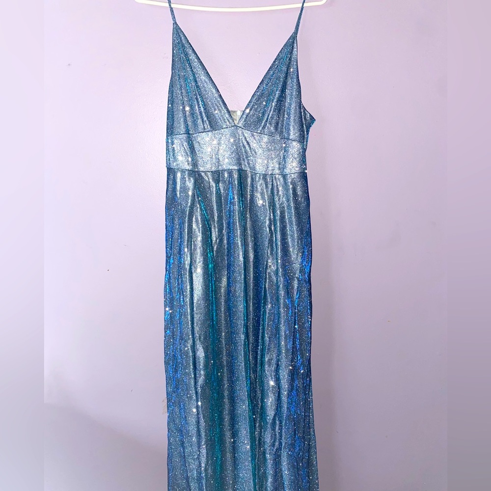 Brand new prom dress for sale!